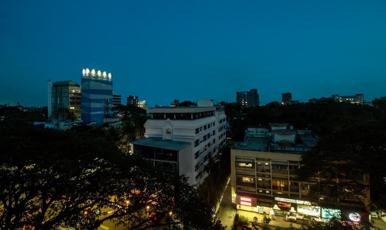 Treebo Regency - Bund Garden, Dhole Patil Road Hotel Pune