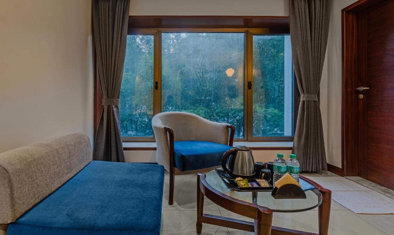 Treebo Regency - Bund Garden, Dhole Patil Road Hotel