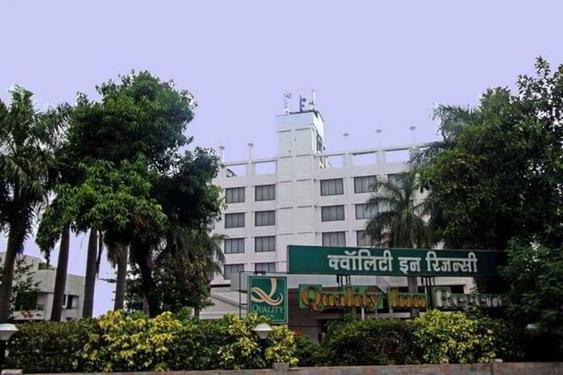 Hotel Treebo Regency - Bund Garden, Dhole Patil Road Pune